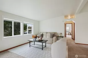 1915 N 33rd Pl, Mount Vernon, WA 98273 - Photo 5