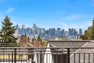 4406 1st Ave NE, Seattle, WA 98105 - Photo 23