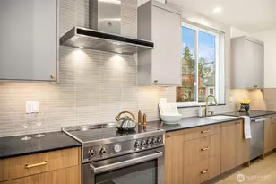 4406 1st Ave NE, Seattle, WA 98105 - Photo 15