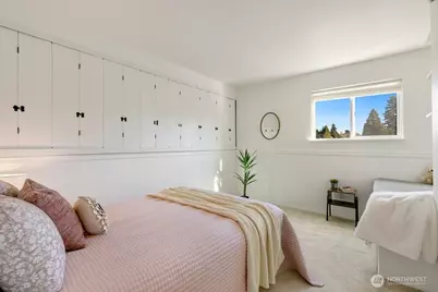 8401 25th Avenue SW #A, Seattle, WA 98106 - Photo 15