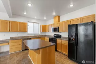 15427 84th Ave E, Puyallup, WA 98375 - Photo 11