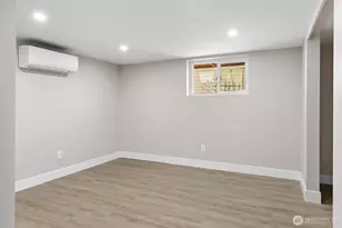 4228 Eastern Ave N, Seattle, WA 98103 - Photo 17