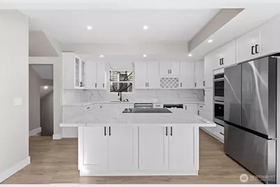 4228 Eastern Avenue N, Seattle, WA 98103 - Photo 5