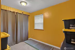 2417 Orleans St, Bellingham, WA 98228 - Photo 13