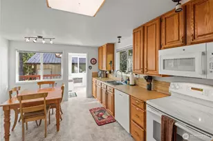 941 N Potlatch Dr, Hoodsport, WA 98548 - Photo 7