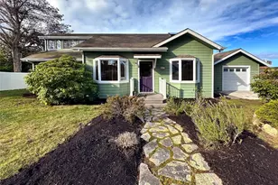 847 Argyle Ave, Friday Harbor, WA 98250 - Photo 1
