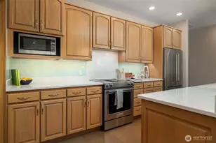 2401 Skyline Way, Anacortes, WA 98221 - Photo 9