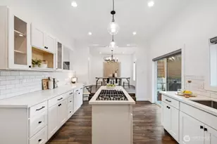 4837 S Holly St, Seattle, WA 98118 - Photo 13