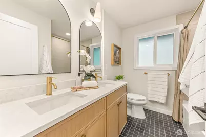 2604 NE 82nd Street, Seattle, WA 98115 - Photo 15