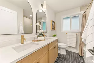 2604 NE 82nd St, Seattle, WA 98115 - Photo 15