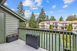 12904 126th Ct NE, Kirkland, WA 98034 - Photo 13