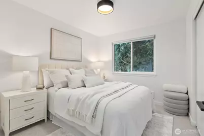 12904 126th Court NE #J-301, Kirkland, WA 98034 - Photo 9