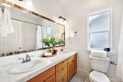 3435 21st Avenue W #A, Seattle, WA 98199 - Photo 19