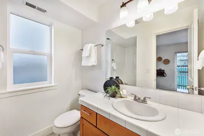 3435 21st Avenue W #A, Seattle, WA 98199 - Photo 23