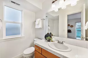 3435 21st Ave W, Seattle, WA 98199 - Photo 23