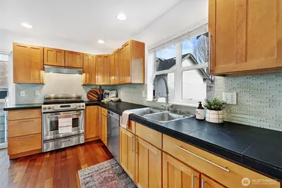 3435 21st Avenue W #A, Seattle, WA 98199 - Photo 13