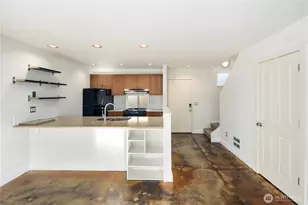 112 22nd Ave, Seattle, WA 98122 - Photo 9