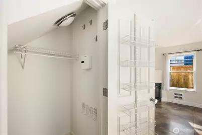 112 22nd Avenue #B, Seattle, WA 98122 - Photo 25