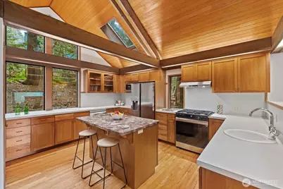 7206 NE 118th Street, Kirkland, WA 98034 - Photo 11