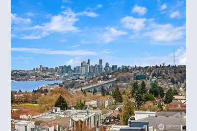 4309 Evanston Avenue N, Seattle, WA 98103 - Photo 1