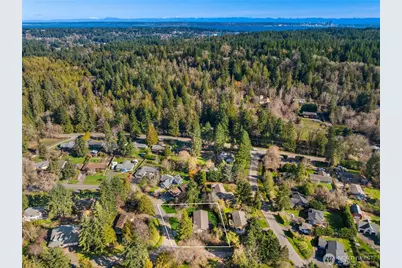 5344 Ruby Place NE, Bainbridge Island, WA 98110 - Photo 37