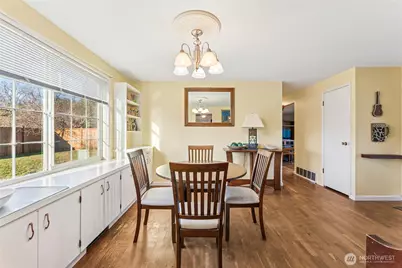 406 Dupont Avenue, DuPont, WA 98327 - Photo 5