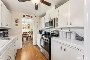 406 Dupont Ave, DuPont, WA 98327 - Photo 9