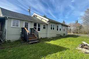 2101 Henkle St, Raymond, WA 98577 - Photo 3