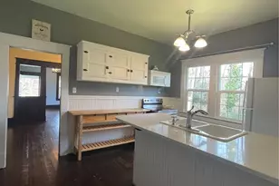 2101 Henkle St, Raymond, WA 98577 - Photo 9