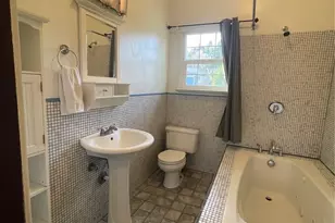 2101 Henkle St, Raymond, WA 98577 - Photo 11