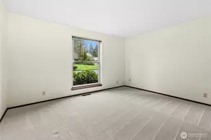 16602 NE 18th St, Bellevue, WA 98008 - Photo 23