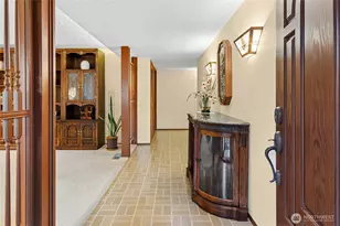 16602 NE 18th St, Bellevue, WA 98008 - Photo 5