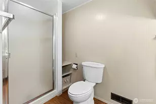 16602 NE 18th St, Bellevue, WA 98008 - Photo 27