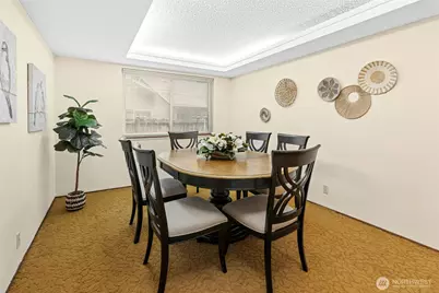 16602 NE 18th Street, Bellevue, WA 98008 - Photo 9