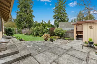 16602 NE 18th Street, Bellevue, WA 98008 - Photo 31