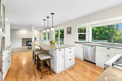 4310 209th Avenue NE, Sammamish, WA 98074 - Photo 9