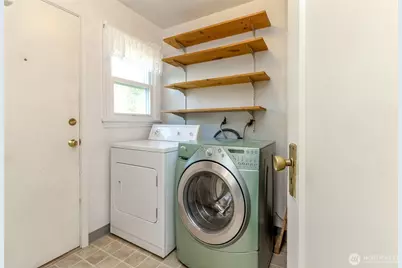 1434 S 103rd Street, Seattle, WA 98168 - Photo 11