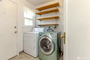 1434 S 103rd St, Seattle, WA 98168 - Photo 11