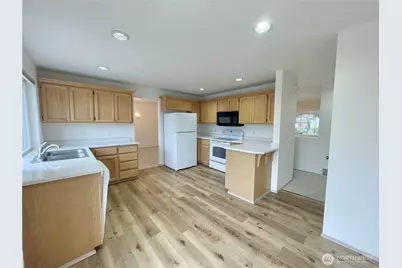 [Address not provided], Kirkland, WA 98034 - Photo 3