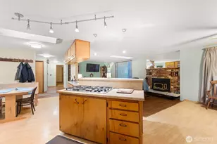 4617 200th St SE, Bothell, WA 98012 - Photo 7