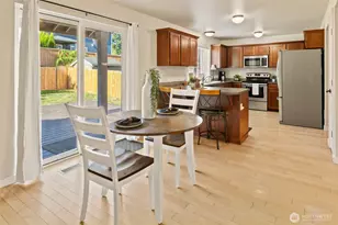 17942 122nd St Ct E, Bonney Lake, WA 98391 - Photo 13