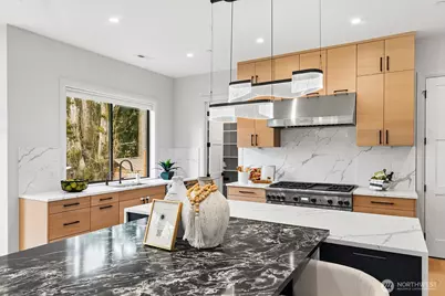 1028 163rd Avenue SE, Bellevue, WA 98008 - Photo 11