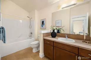 1748 25th Walk NE, Issaquah, WA 98029 - Photo 23