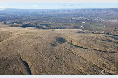 100 Orchard Road, Wapato, WA 98936 - Photo 35