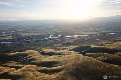 100 Orchard Road, Wapato, WA 98936 - Photo 29