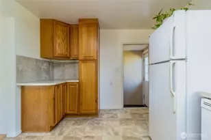 226 SW Davis Ave, College Place, WA 99324 - Photo 9