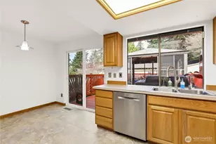 7900 NE Forest Ridge Ln, Bremerton, WA 98311 - Photo 13