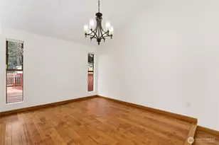 7900 NE Forest Ridge Ln, Bremerton, WA 98311 - Photo 9