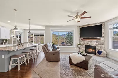 651 Joy Street, Eatonville, WA 98328 - Photo 11