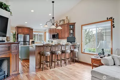 804 Edinburgh Court, Kelso, WA 98626 - Photo 11